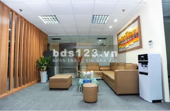 Cho thuê văn phòng Việt Á Tower mặt phố Duy Tân, dtich 50m2-870m2, LH: 0961601421