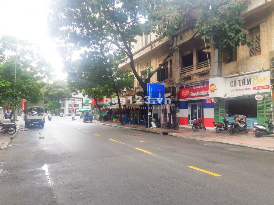Cho thuê mặt bằng đường Lê Thị Hồng Gấm, Quận 1, giá 35 triệu/tháng, thương lượng