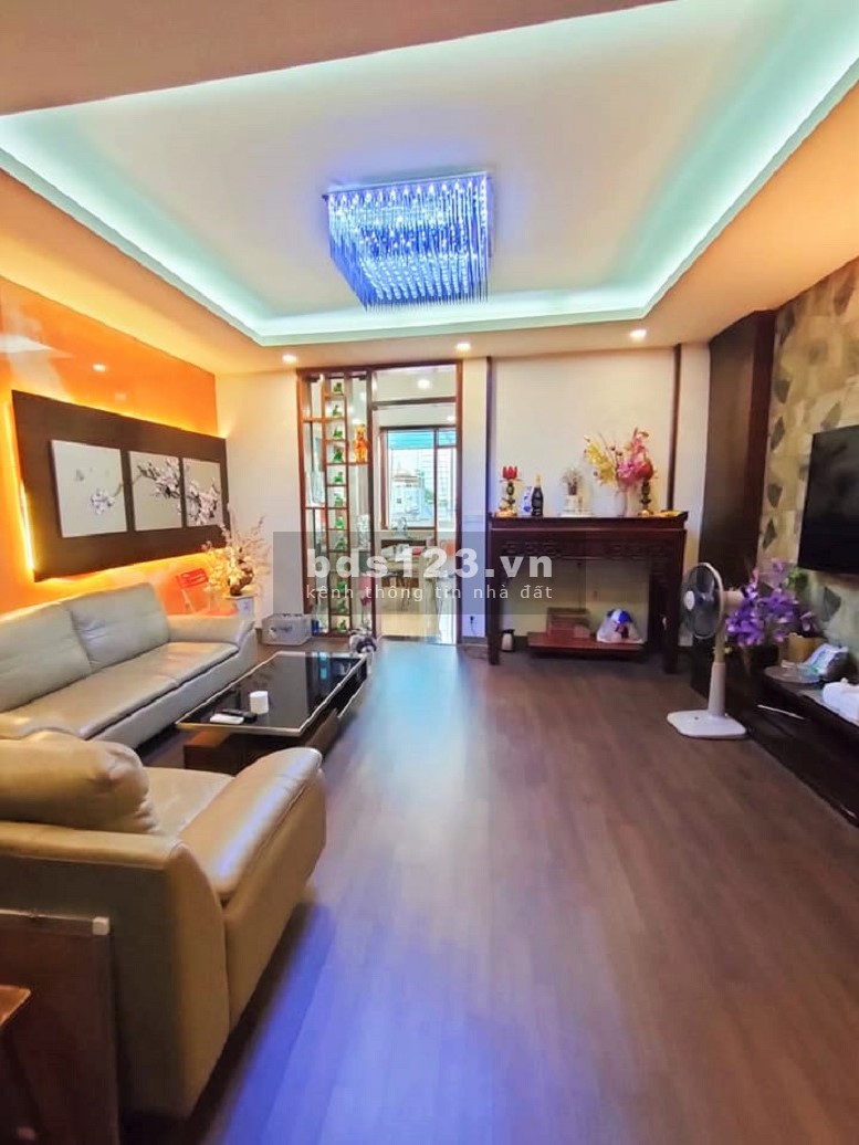 Nhà phố Nguyễn Lương Bằng, Đông Đa. Ô tô, Ở KD, thang máy. 85m2 7T MT5.5m 16 tỷ