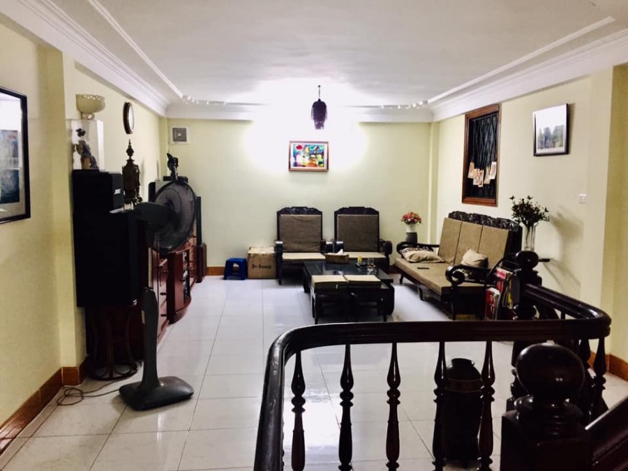 Siêu hiếm nhà nguyên căn trung tâm Ba Đình 6m ra phố nhà 5 tầng đẹp ở ngay