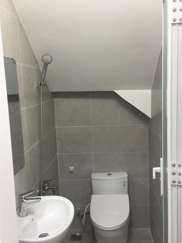 Nhà MT Kinh Doanh Bị Ngộp Bán Nhanh Lộ Giới 20m, 4x16,5m, 2 Tầng, Gía 5.2 Tỷ.