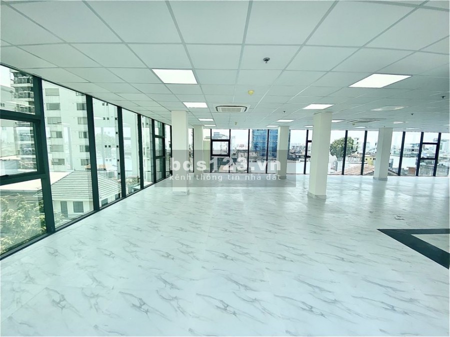 Cho thuê văn phòng Hoàng Cầu, 120m2 16 triệu/tháng view cực thoáng chủ nhà thoải mái