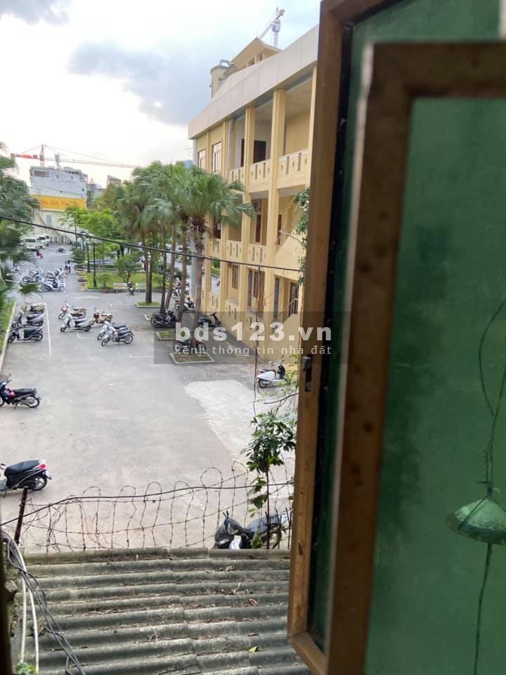 Bán nhà mặt phố ngã tư Trần Thái Tông, Xuân Thủy, diện tích 48m2, 5 tầng, giá 16.8 tỷ 0968990560