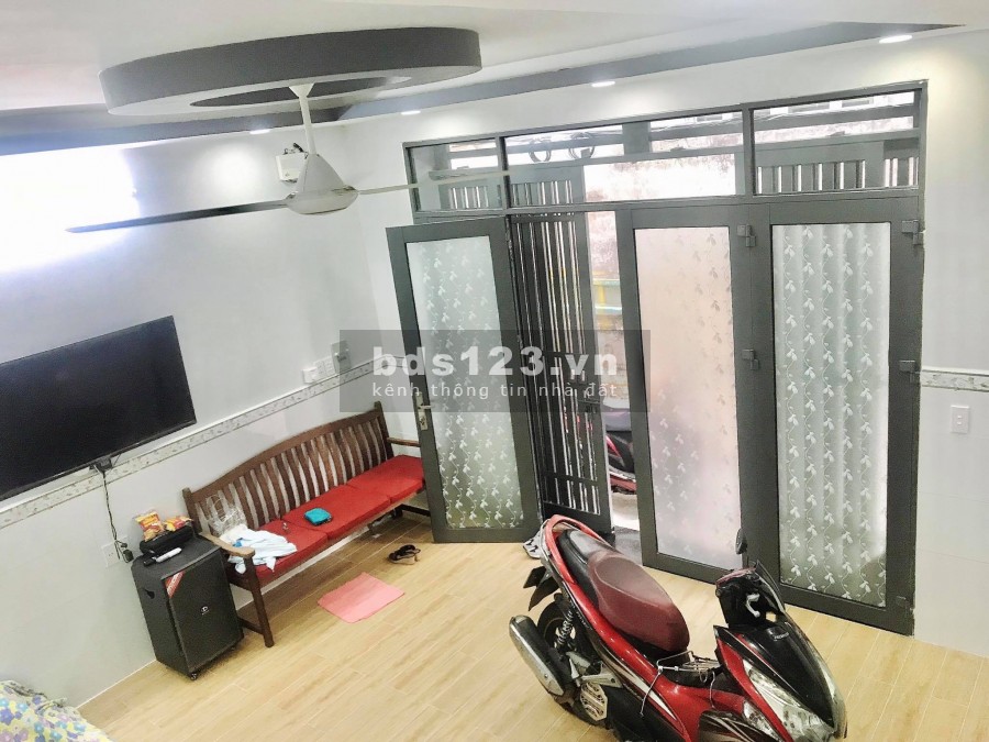 Bán nhà Tự Lập, Tân Bình hẻm xe hơi 4 chỗ dt 30m2, 2 tầng giá 4 tỷ 55