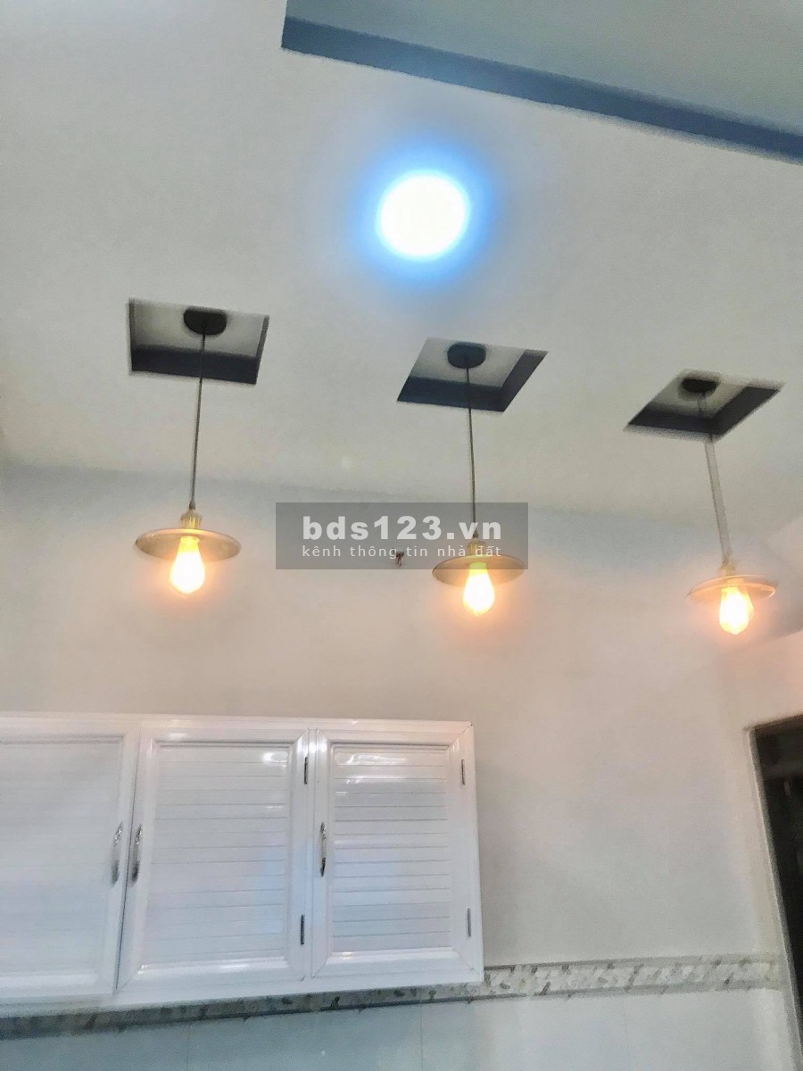 Bán nhà Tự Lập, Tân Bình hẻm xe hơi 4 chỗ dt 30m2, 2 tầng giá 4 tỷ 55