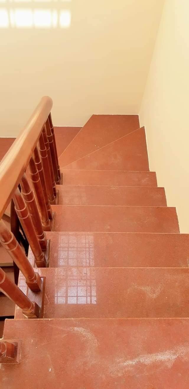 Bán Căn duy nhất,Phố Phạm Hùng, 5 tầng x 35m. Chỉ 3 tỷ, Nhà mới ở luôn