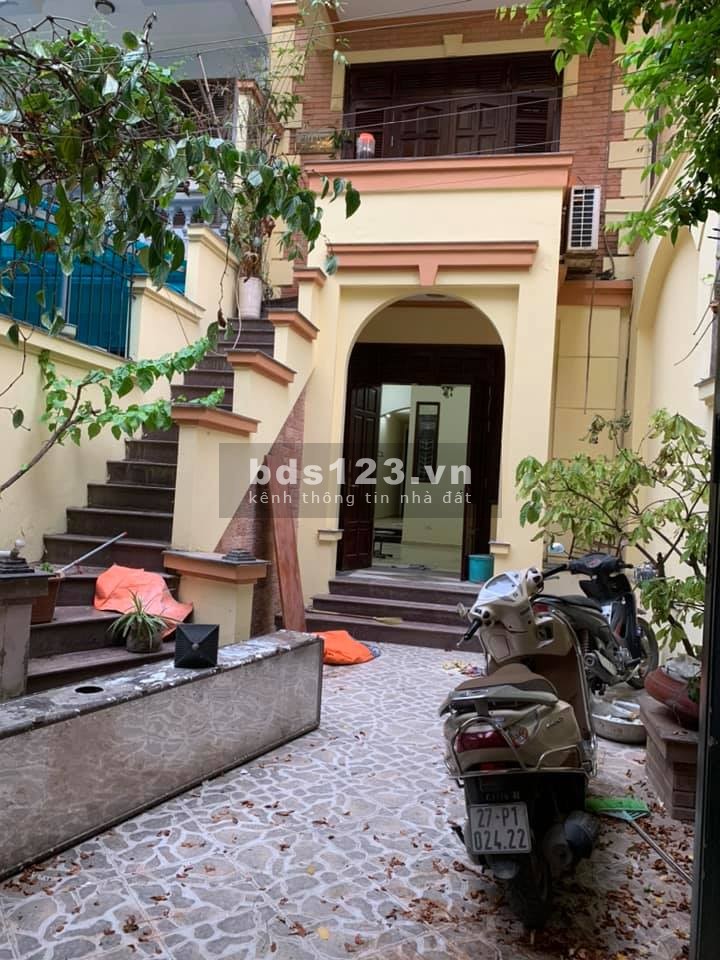 Bán nhà nguyên căn Trường Chinh, diện tích 130m2, 4 tầng, mặt tiền 4.7m, giá 19.5 tỷ
