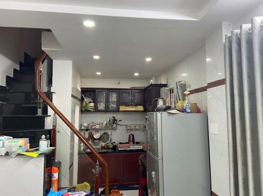 Hẻm ba gác 2 tầng chắc chắn nhà mới ở ngay khu bàu cát chỉ 3,6 tỷ (21m2), có TL