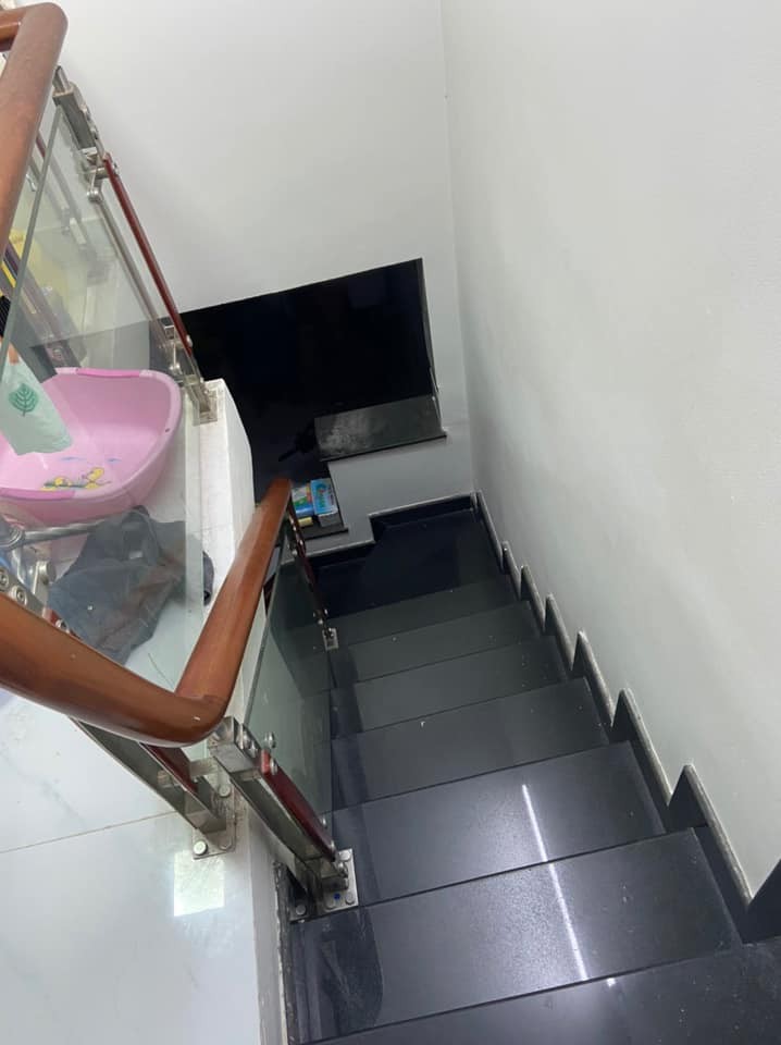 Hẻm ba gác 2 tầng chắc chắn nhà mới ở ngay khu bàu cát chỉ 3,6 tỷ (21m2), có TL