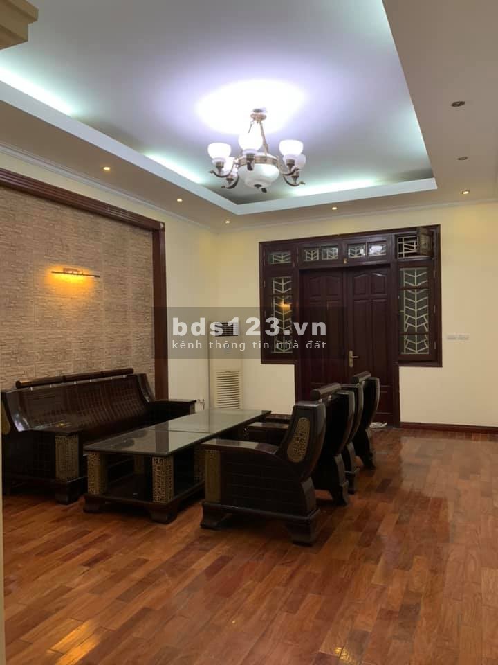 Bán nhà nguyên căn Trường Chinh, diện tích 130m2, 4 tầng, mặt tiền 4.7m, giá 19.5 tỷ