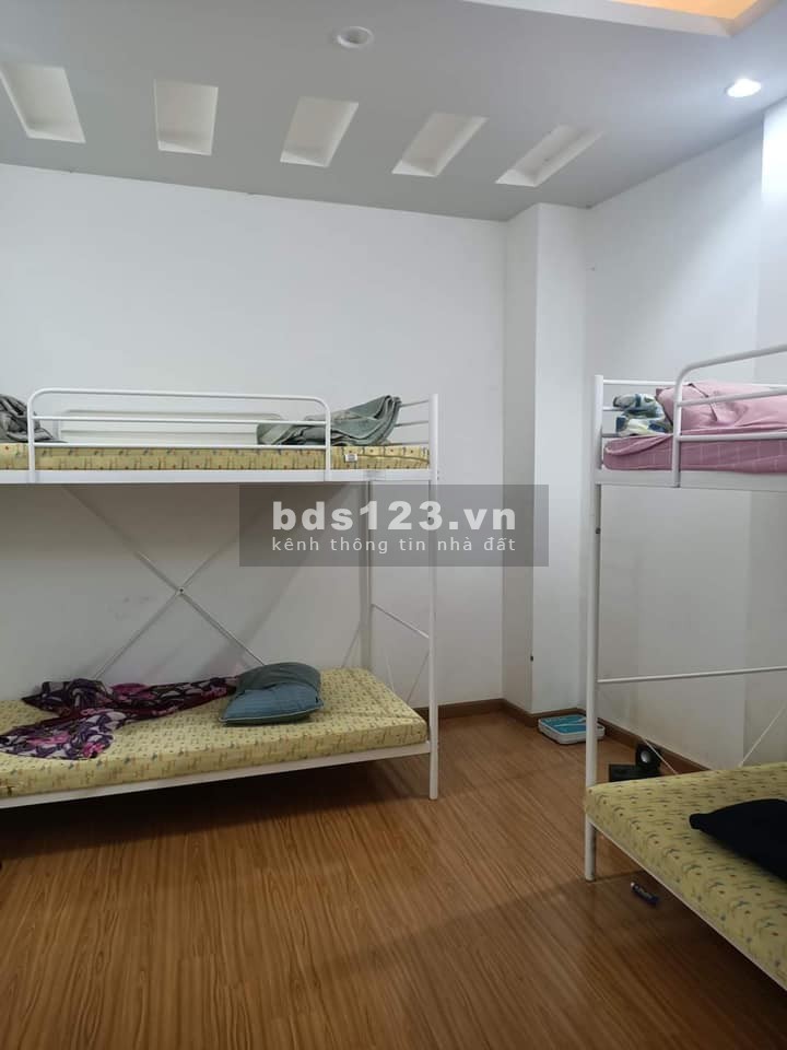 Hẻm xe hơi 1 trục cách mt đường 3/2 chỉ 50m, trung tâm Quận 10, ngang 6m, nở hậu tài lộc
