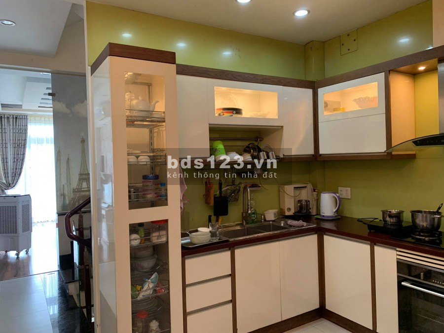 Bán nhà Trung Tâm Quận 5 đẹp lộng lẫy, mê ly, giá bán chỉ 16.5 tỷ