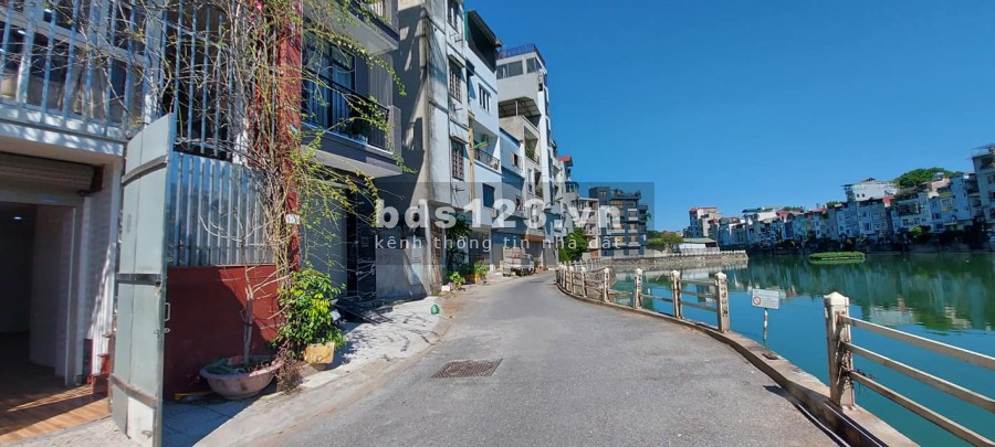 Bán gấp nhà Nguyễn Văn Cừ view ngắm hồ 6 tầng 50m2 MT 5m 6.9 tỷ.