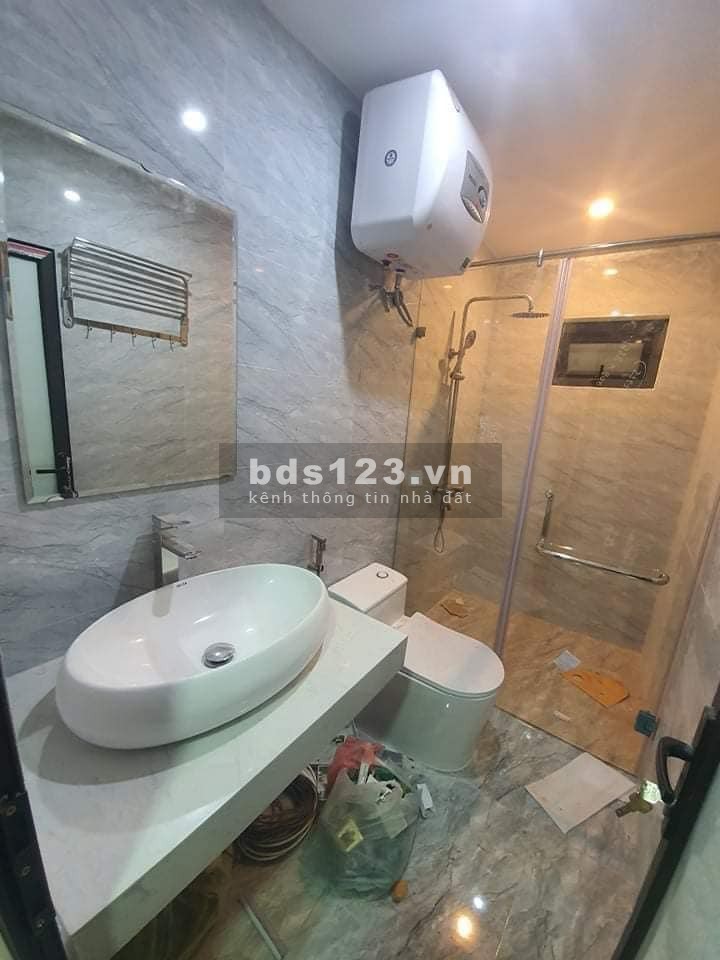 Siêu phẩm Hoàng mai, dt 41m2, 5 tầng, giá 4.5 tỷ, lô góc kinh doanh sầm uất