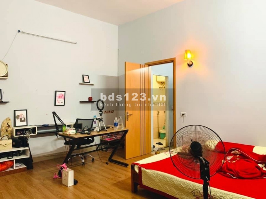 Bán nhà Văn Phú, Quận Hà Đông lô góc 3 mặt thoáng, dt 60m2, 4. tầng, giá 3.06 tỷ