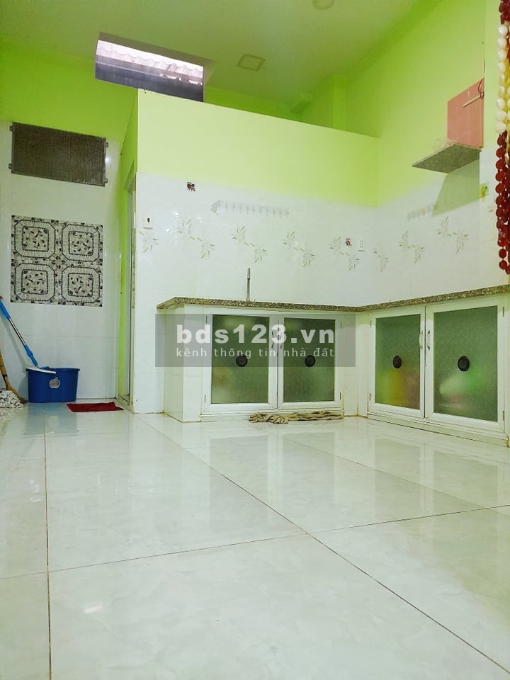 Hàn Hải Nguyên Quận 11 sát mặt tiền hẻm xe tải, lh 0362592754