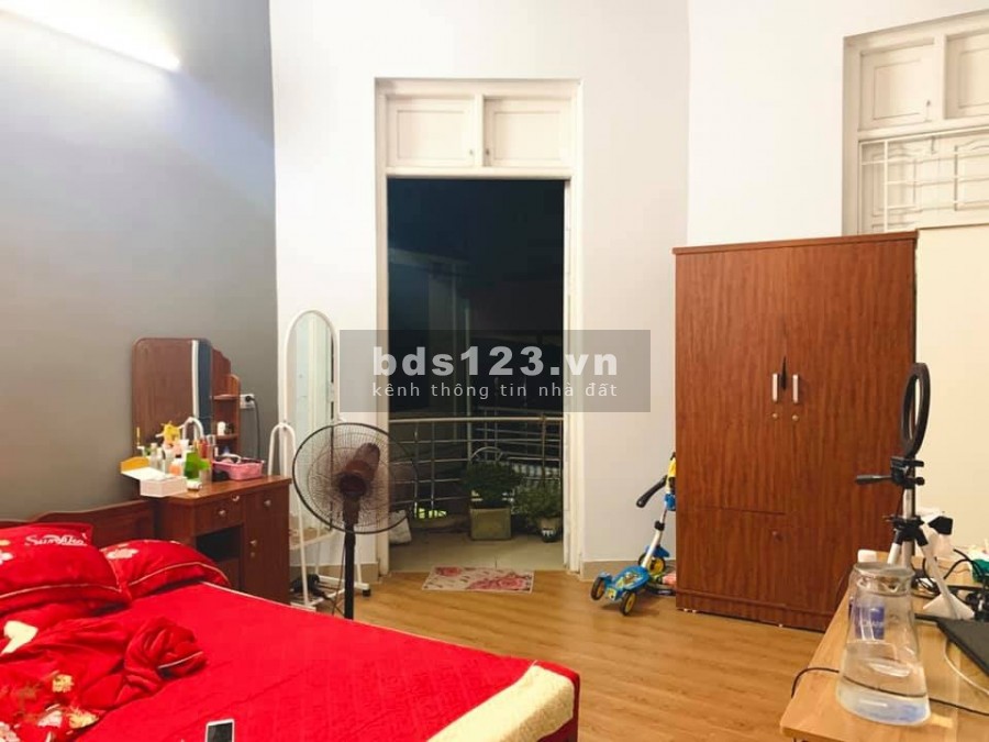 Bán nhà Văn Phú, Quận Hà Đông lô góc 3 mặt thoáng, dt 60m2, 4. tầng, giá 3.06 tỷ