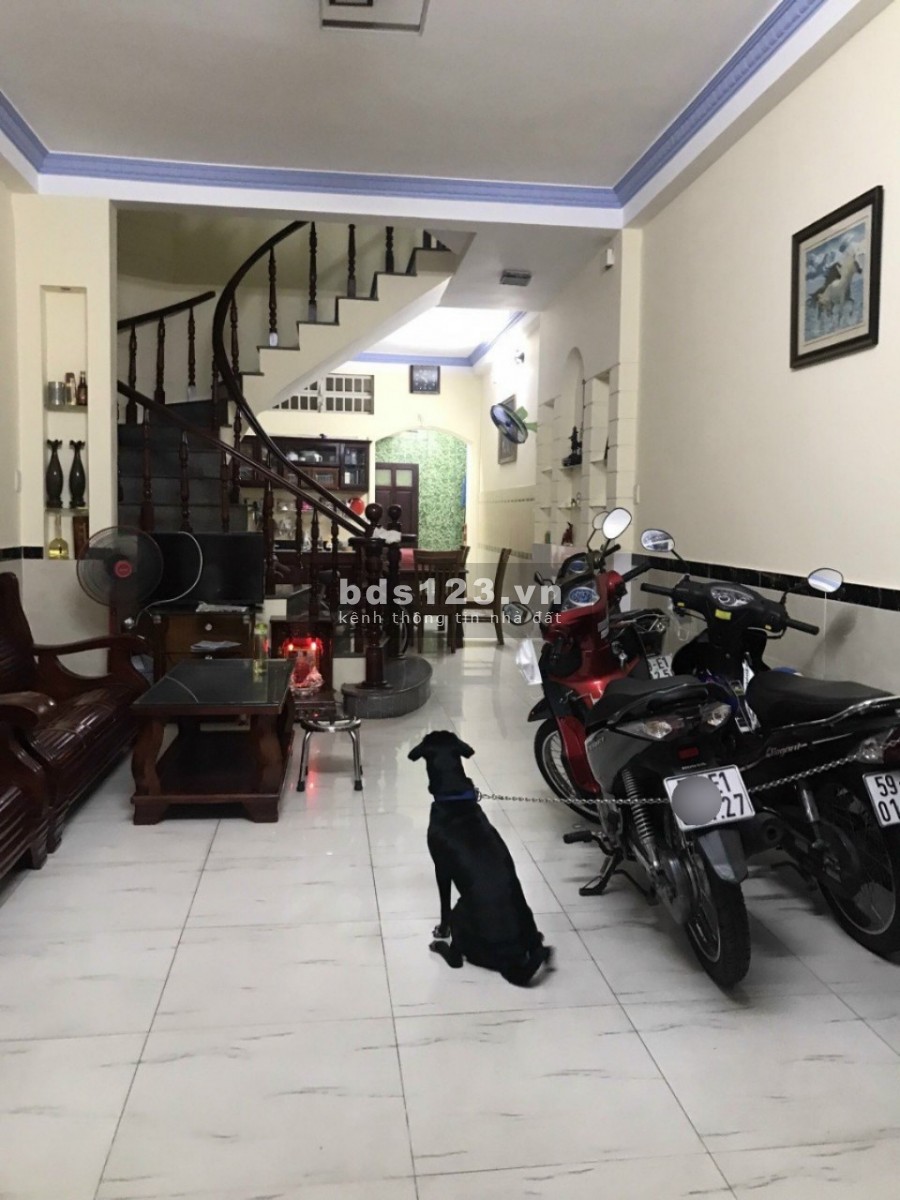 Nhà hẻm xe hơi Ni Sư Huỳnh Liên, gần Vinmart Bàu Cát. 3,5 tỷ
