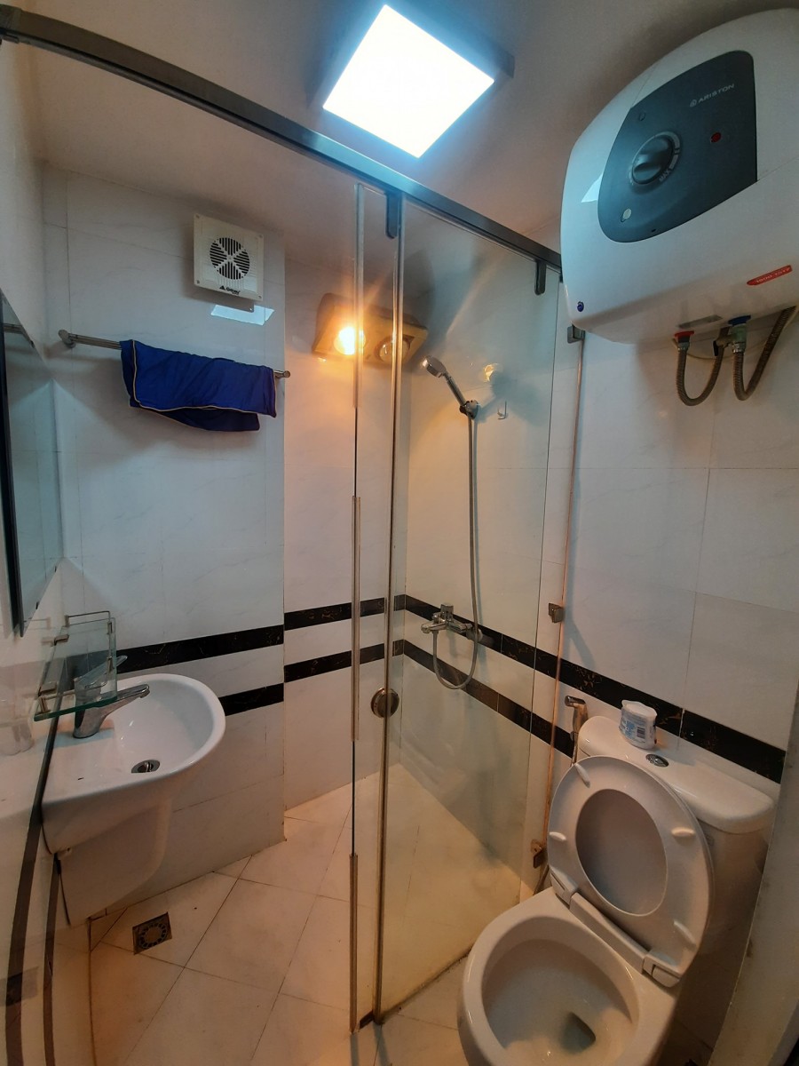 Bán nhà Cầu Giấy 20m2x5T, nhỉnh 2 tỷ, Nhà đẹp 2 mặt thoáng, mới đẹp ở ngay.