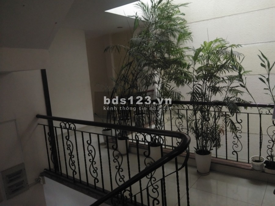 Bán nhà MTKD khu ngã tư Bảy Hiền Phường 4, Tân Bình giá 25.5 tỷ
