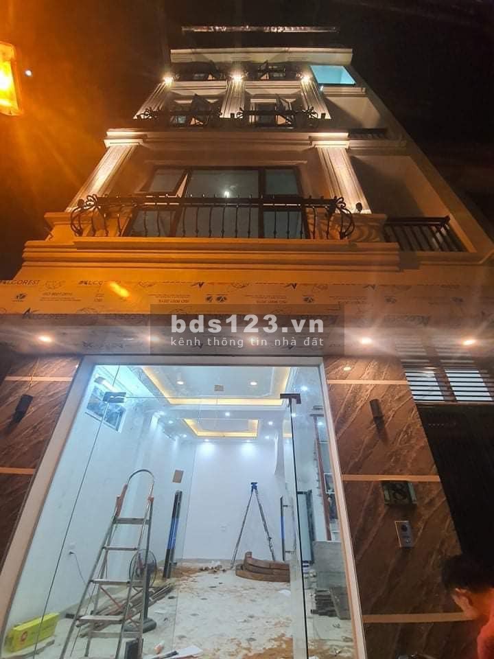 Siêu phẩm Hoàng mai, dt 41m2, 5 tầng, giá 4.5 tỷ, lô góc kinh doanh sầm uất