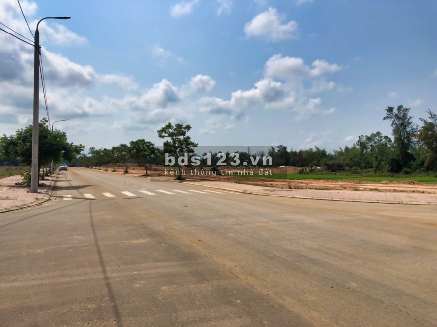 Chỉ với 800 triệu sở hữu ngay đất chợ Lai Nghi, giá chủ đầu tư, vỉa hè lớn