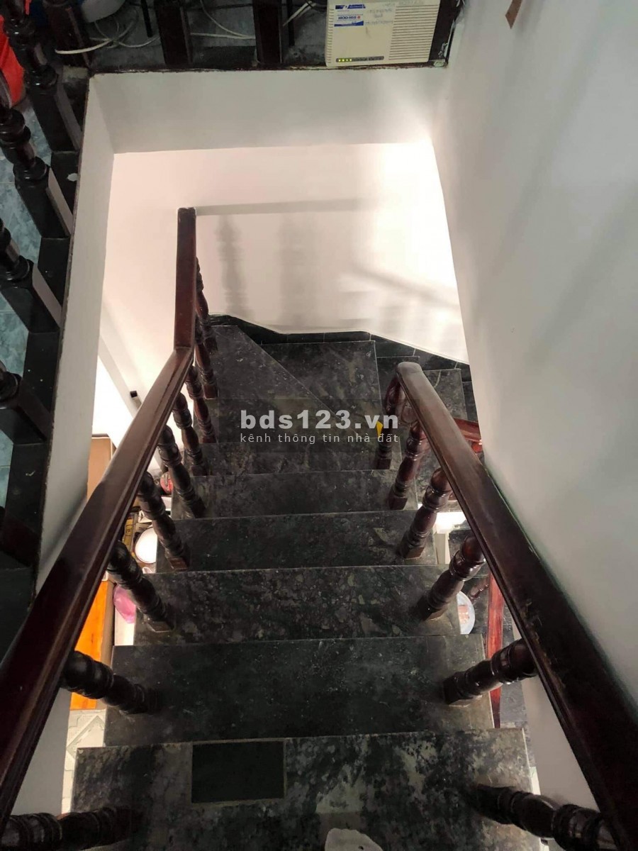 Bán nhà Lê Đình Thám Tân Qúy Tân Phú 56m2 HXH chỉ 4tỷ6