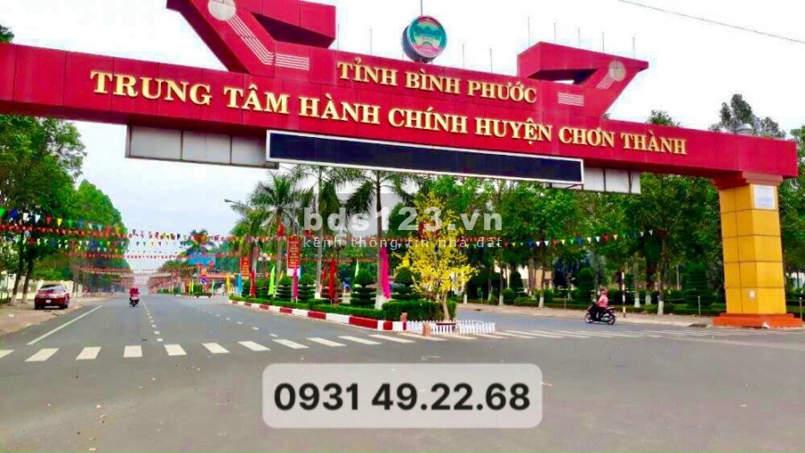 Cần bán công đất vườn 1000m2, mt đường lớn 24m, đối diện kcn Becamex, giá 390 triệu, shr