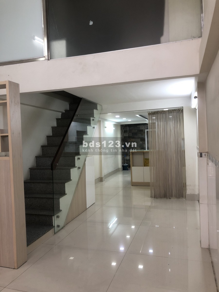 Chỉ 12tr990 120m2 4Phòng Đường 51 Thành Thái Q10 Xe Hơi thông bàn cờ