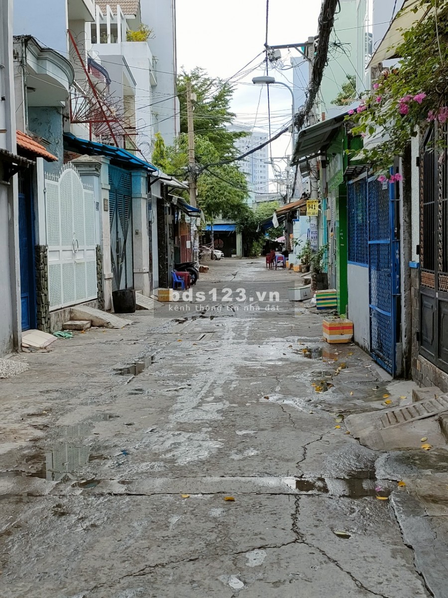 Tân Phú nhà đúc 2 tầng Nguyễn Minh Châu dt 35m2 giá nhỉnh 3 tỷ