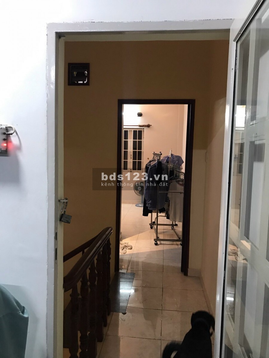 Nhà hẻm xe hơi Ni Sư Huỳnh Liên, gần Vinmart Bàu Cát. 3,5 tỷ