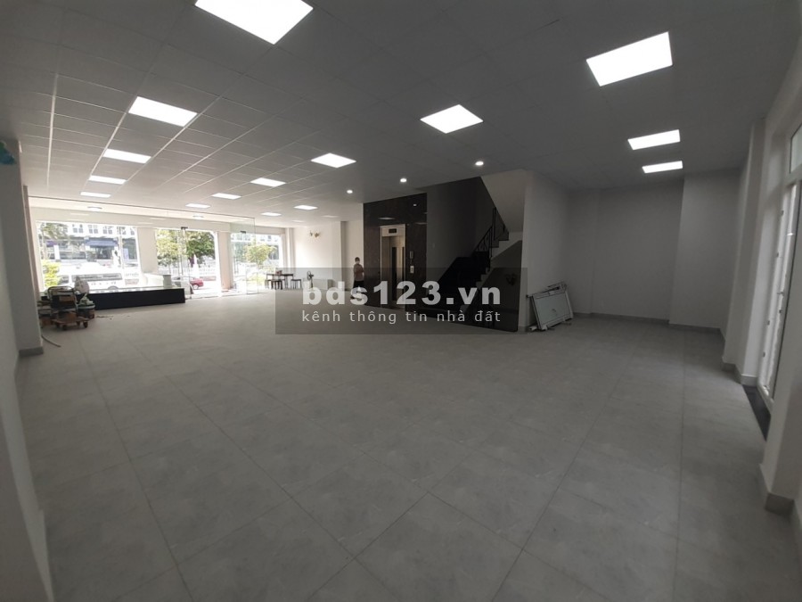 Cho thuê Nhà vp 668m2 Hầm 4 lầu lương định của An Phú Quận 2, giá 115 triệu/tháng