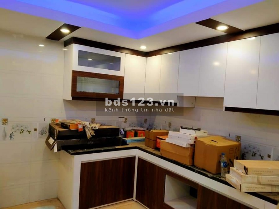 Phân lô ô tô chạy quanh nhà gần phố thiết kế hiện đại dân trí đỉnh, Đa Sỹ 35m, giá 3.9 tỷ