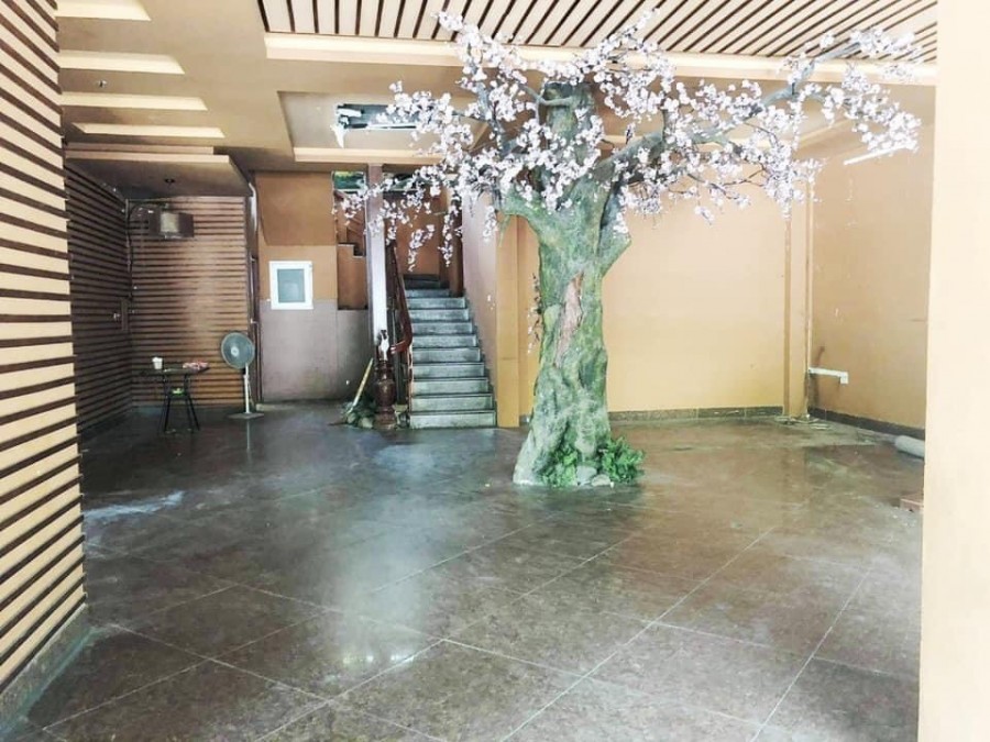 Biệt thự 3 mặt thoáng siêu hiếm có 1-0-2 trục đường chính KDT Diện tích 180m2 dinh doanh vô đố.