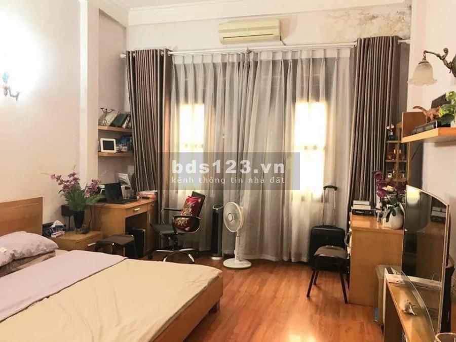 Phân lô ngõ 61 Hoàng Cầu, ô tô đỗ cửa, KD đỉnh, dt 45m2, 4 tầng mt 4.1m, Giá 10.8 tỷ