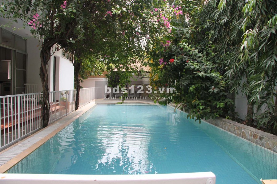Villa diện tích 850m2, hồ bơi sân vườn, 1 trệt, 1 lầu, 4 pn, Trần Não, Bình An, Quận 2