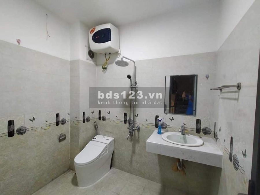 Nhà Mai Động Quận Hoàng Mai, ngõ 3 gác, 15m ra ô tô, dt 42m2, 5 tầng, 6 ngủ, mt 6m, giá 5 tỷ
