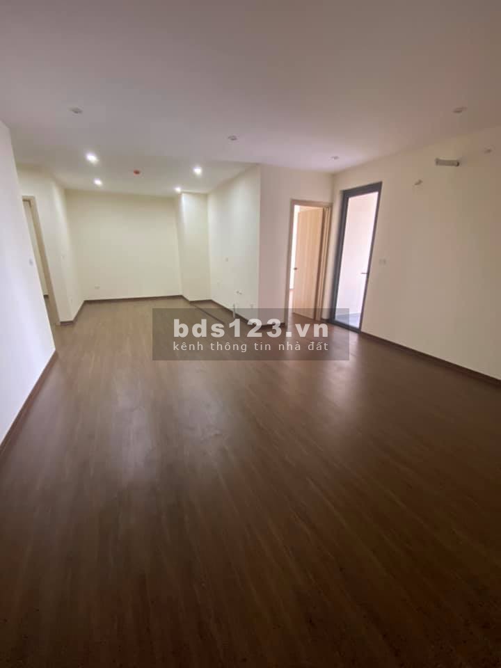 Bán căn hộ Tháp Doanh Nhân, Hà Đông, giá 19 triệu/m2, thấp hơn giá chủ đầu tư