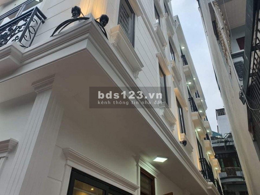 Cực phẩm nhà liền kề Lê Quang Đạo dt 30m2, 5 tầng, giá hạt rẻ 3.5 tỷ