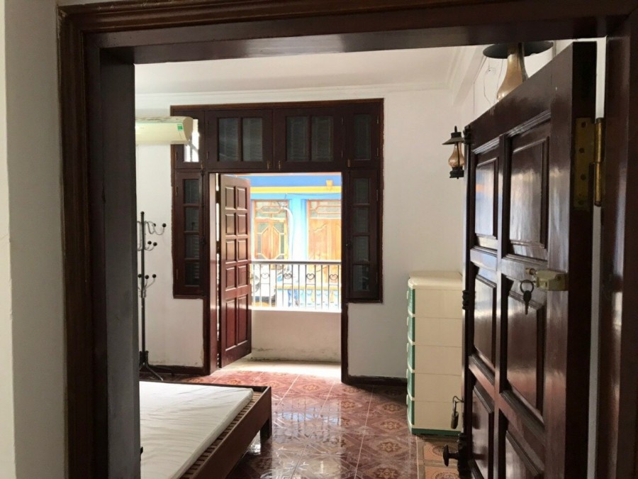 Bán nhà Hoàng Cầu, Phân lô, Oto, Vỉa hè, Nở hậu, Ở luôn, 50m*5T, MT 4m, 11.9 tỷ, 0888104444
