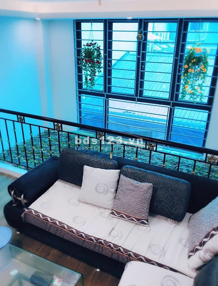 Bán Nhà Căn Góc Ngõ 43 Cổ Nhuế, Bắc Từ Liêm 35m2, 6 Tầng, 3.2 tỷ LH: 094.111.1357.
