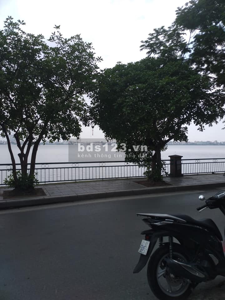 Bán nhà Bồ Đề Quận Long Biên, phân lô, an sinh đỉnh diện tích 34m2, giá nhỉnh 3 tỷ