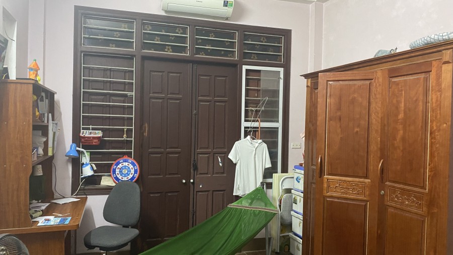 Bán nhà hiếm Xuân La diện tích 68m2, 3 tầng, giá 4,4 tỷ ở ngay, lh 0983753389