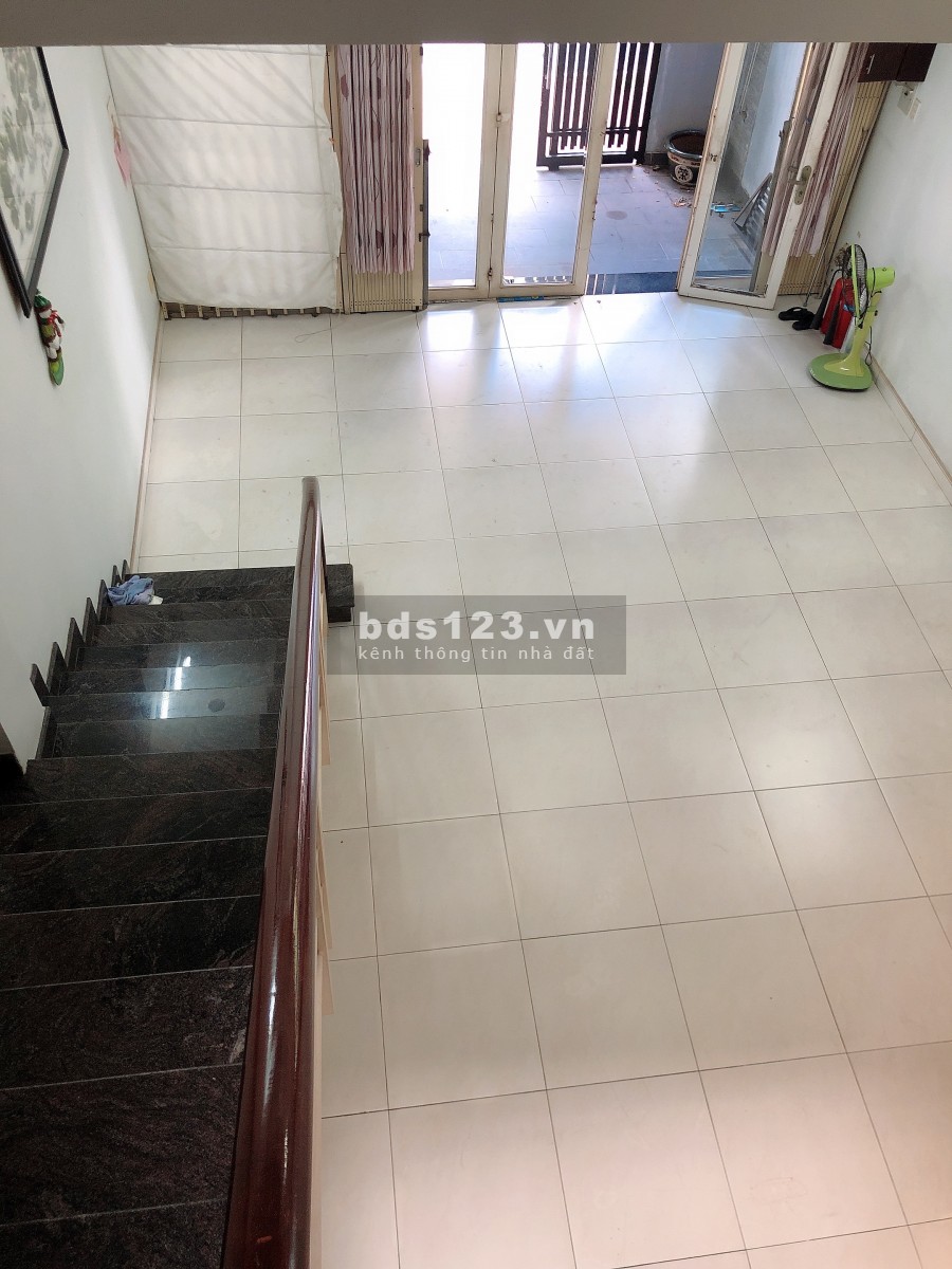Cần bán nhà khu dân cư Him Lam 6A, 4pn, 5wc, khu an ninh, giá 13.5 tỷ