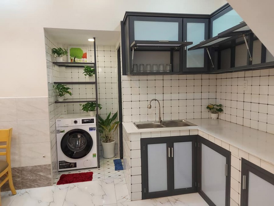 Bán nhà Nhiêu Tứ, Tặng Full Nội Thất, Ở Ngay, nhà rộng 43m2, giá bán 5.2 tỷ