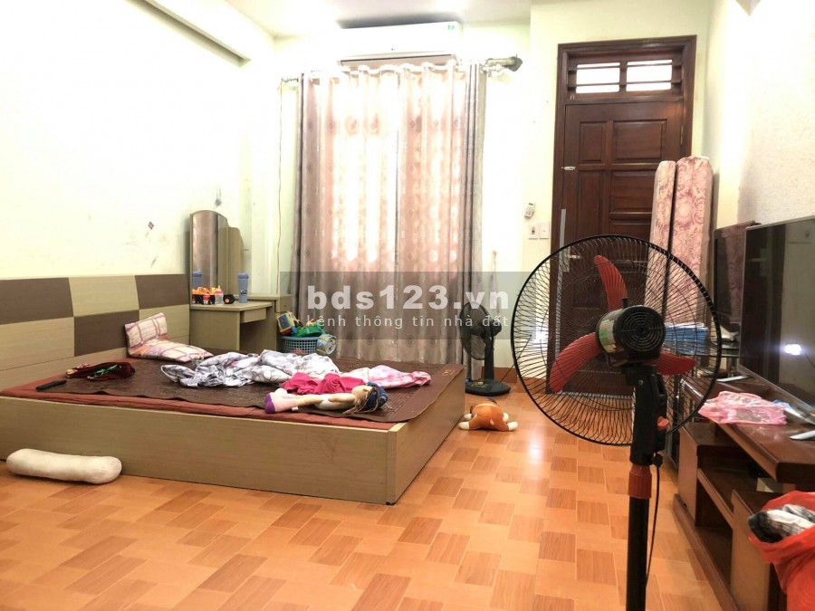 Bán nhà vị trí siêu đẹp, ô tô tránh đường Lê Đức Thọ, giá bán 4.5 tỷ