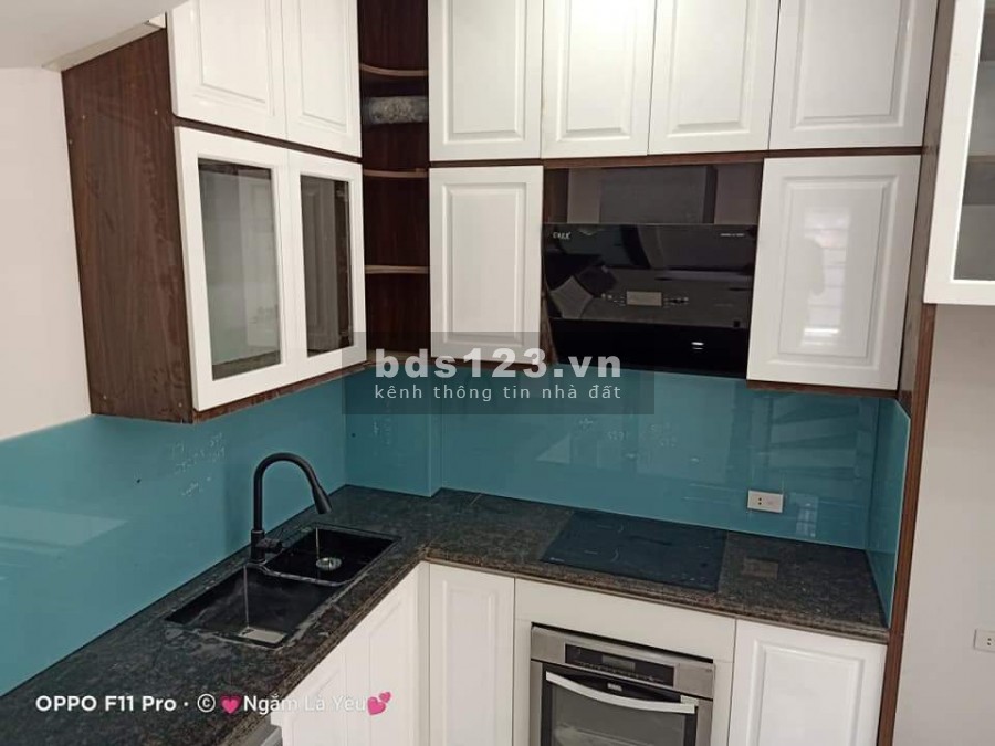Cần bán gấp nhà ngõ Gốc Đề 32m2. Ngõ trước nhà xe 3 gác chạy qua, 5 tầng