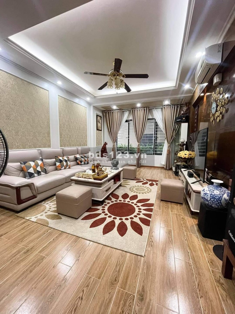 Cần Bán Gấp Nhà Phố Nguyễn Phúc Lai 55m.Kinh Doanh Cực Tốt