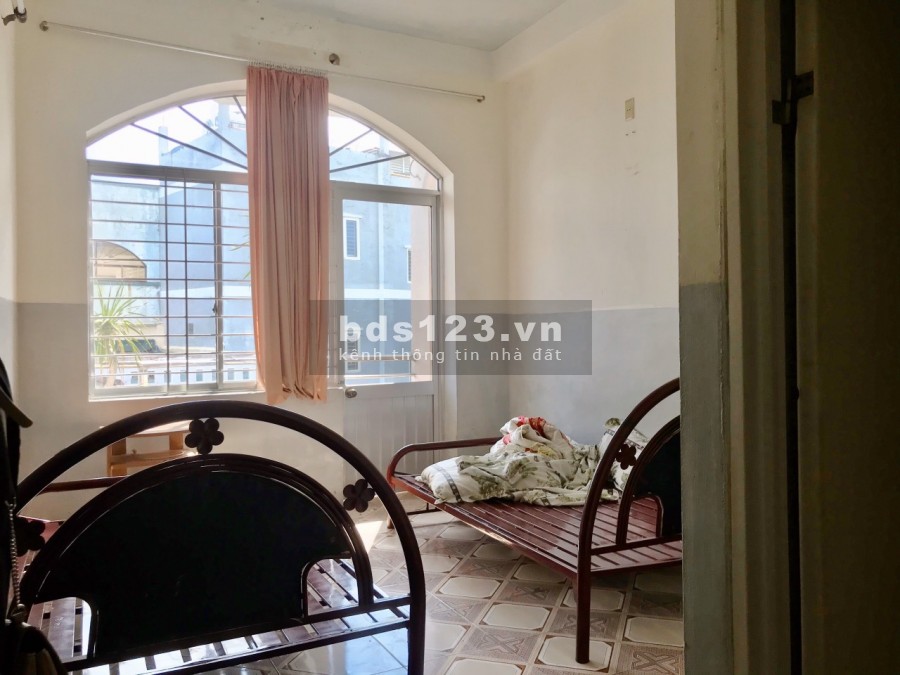 Bán nhà 5 tầng mặt tiền Bà Triệu, p. Phương Sài, tp. Nha Trang.