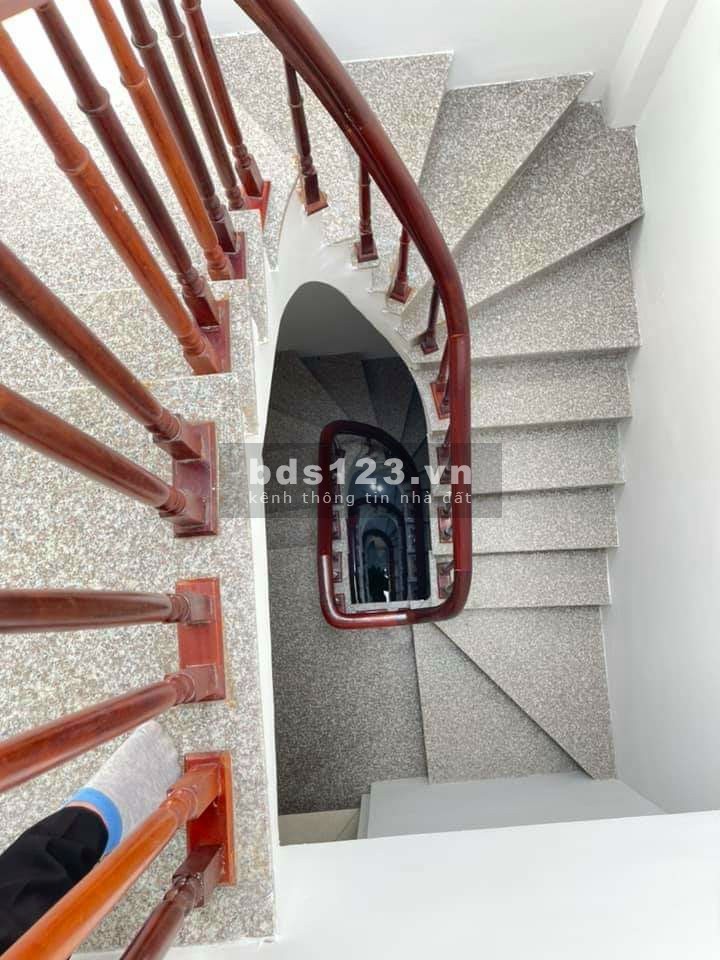 Nhà đẹp Xuân Đỉnh, full nội thất, giá cực sốc, sổ đỏ chính chủ, sẵn sàng giao dịch
